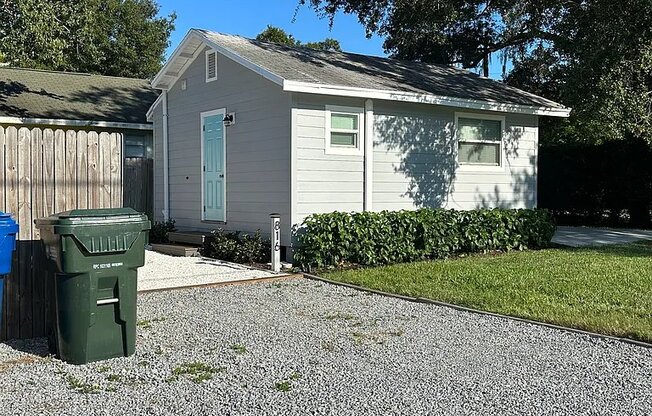 816 10 ST SW