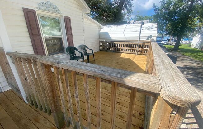 Cozy Duplex, Close to Downtown and Massalina Bayou! *Water/Sewage & Garbage Included!!*