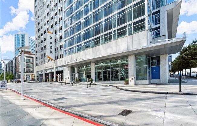 3 beds, 3 baths, $5,895, Unit UNIT 1901