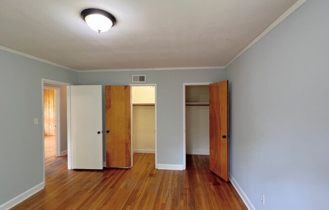 3 beds, 1 bath, $1,135