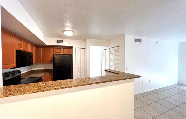 3 beds, 2 baths, 1,079 sqft, $2,900, Unit 13820-109