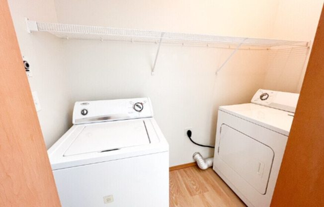 2 beds, 2 baths, 1,070 sqft, $1,530, Unit 340