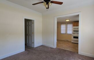 1 bed, 1 bath, 650 sqft, $1,400