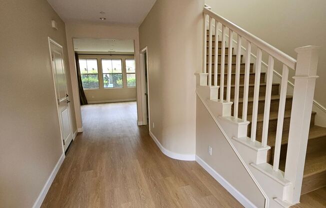 Stonegate detached home!