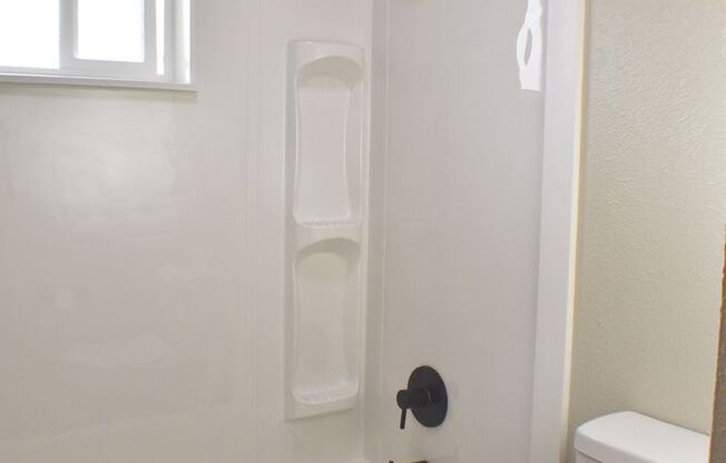 2 beds, 1 bath, 775 sqft, $1,395, Unit 445-28