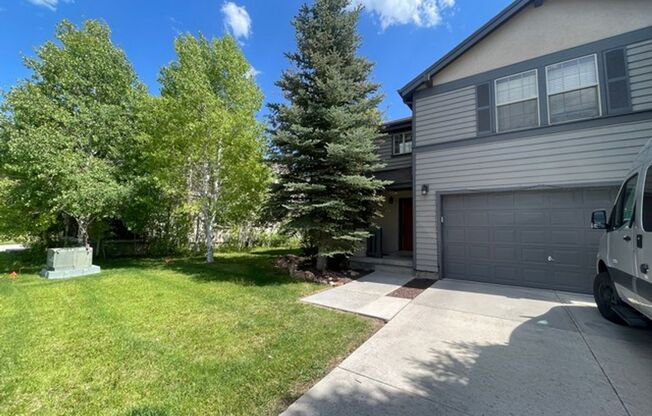 Family Friendly Trailside Home