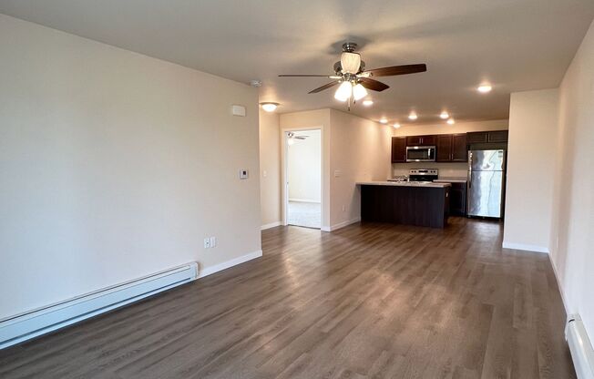 2 beds, 1 bath, 938 sqft, $1,345, Unit ST 1419-12