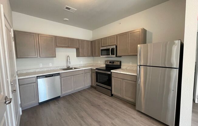 3 beds, 2 baths, 1,153 sqft, $1,507, Unit 1140-202