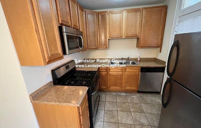 7212 JACKSON Boulevard