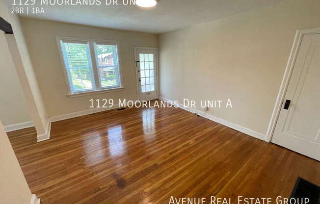 1129 MOORLANDS DR