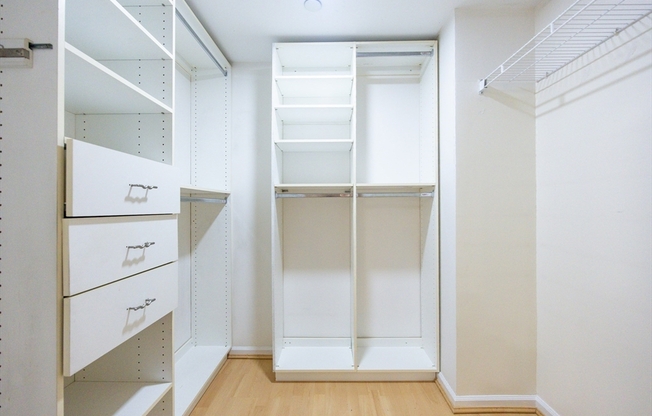 1 bed, 1 bath, 863 sqft, $3,500, Unit 703