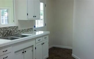 3 beds, 2 baths, $1,850