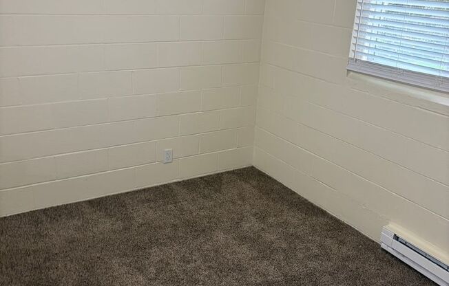 1 bed, 1 bath, 450 sqft, $995, Unit 132