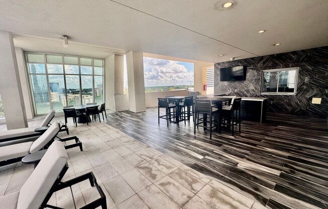2 beds, 2 baths, 1,455 sqft, $4,000, Unit 1103