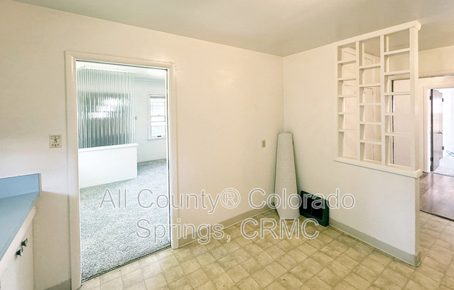 1407 E PLATTE AVE