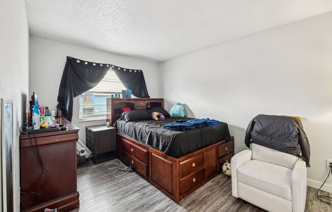 2 beds, 2 baths, 1,125 sqft, $1,650, Unit 7