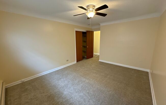 2 beds, 1.5 baths, 1,106 sqft, $1,650, Unit 103