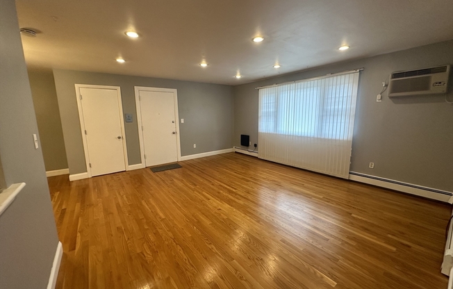 43 JACQUELINE RD