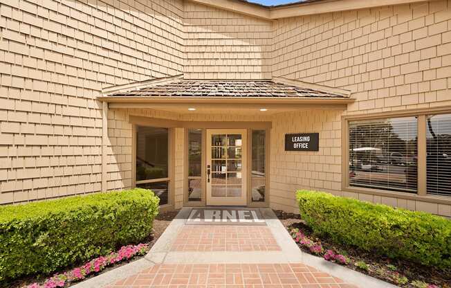 the building where the hotel is located