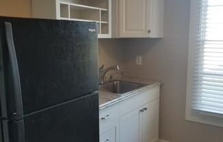 1 bed, 1 bath, $1,225