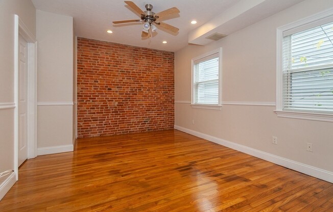 44 MT VERNON ST
