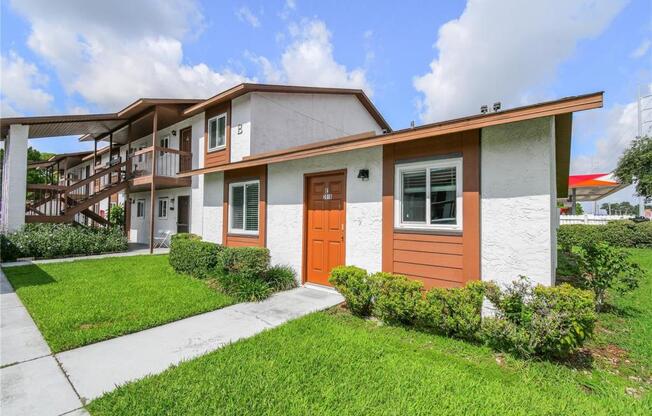 2 beds, 2 baths, 864 sqft, $1,500