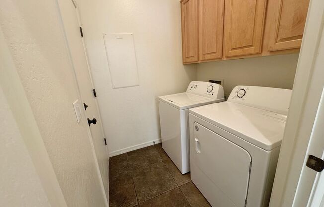 3 beds, 2 baths, $1,900