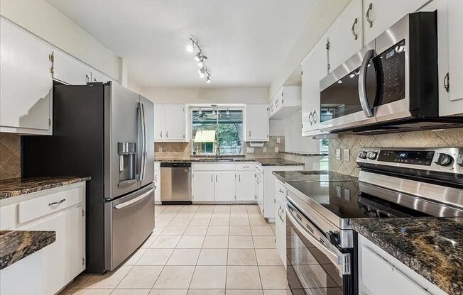 Charming 3BR House in Austin in quiet and friendly neighborhood