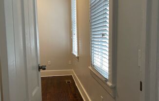 Newly Renovated Tri-Plex Near Forsyth