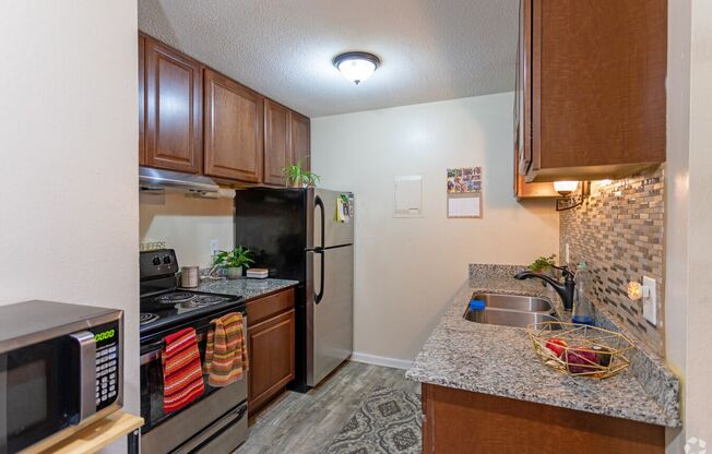 1 bed, 1 bath, 700 sqft, $1,002, Unit 1164-104