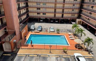 1075 W 68 ST