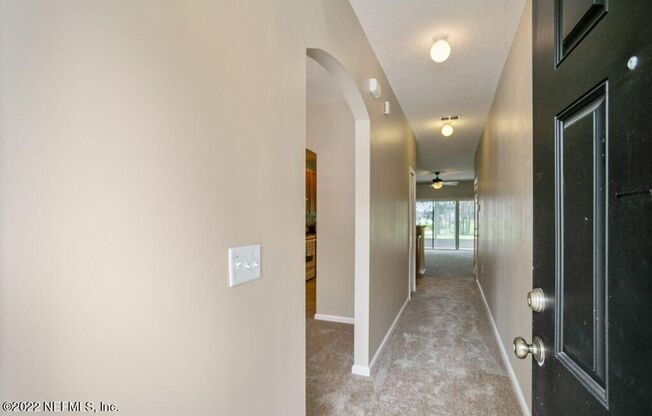 Spacious 3-Bed, 2.5-Bath, 1-Car Garage townhome in Plantation Village