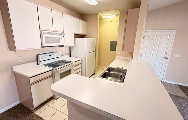 2 beds, 1 bath, 1,047 sqft, $1,242, Unit 14-301