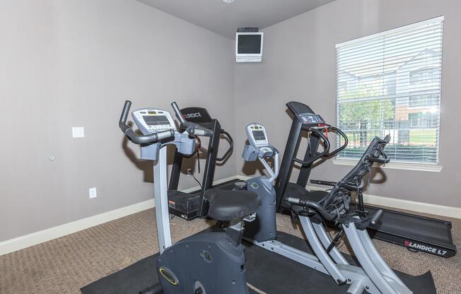 STATE-OF-THE-ART FITNESS CENTER