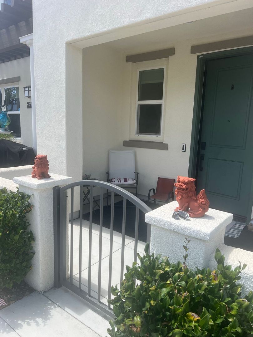 Beautiful 4 bedroom Condo in Oceanside