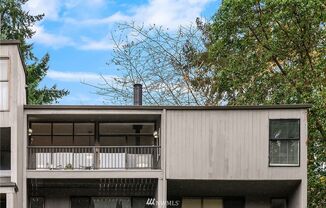 Sixty 01 Condominiums - Redmond