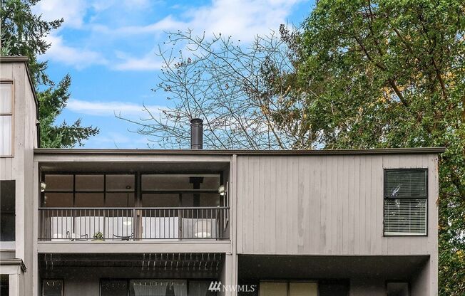 Sixty 01 Condominiums - Redmond