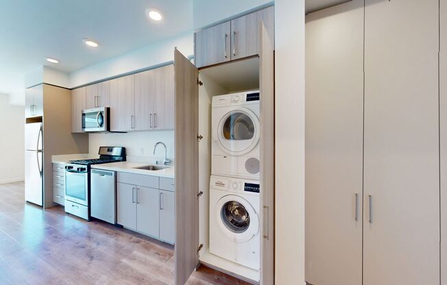 Studio, 1 bath, 488 sqft, $2,050, Unit 518