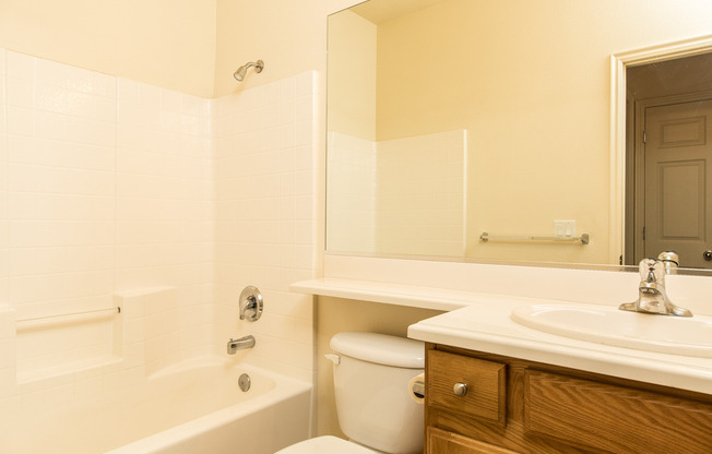 2 beds, 2 baths, $1,525