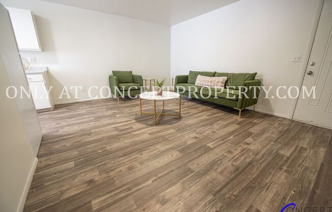 2 beds, 1 bath, 810 sqft, $1,199, Unit 84