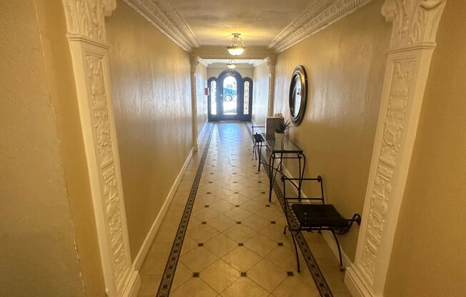 427 18th Avenue (083r)