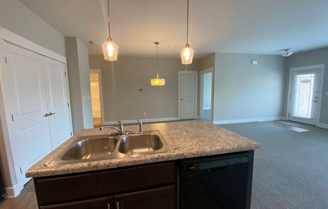 2 beds, 2 baths, 1,163 sqft, $2,068, Unit 2201-101