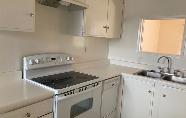 Rolling Hills Gardens REC