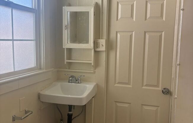 3 Bed/2 Bath with additional bonus room. Detached garage and LARGE yard space!!
