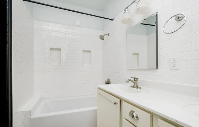 3 beds, 3.5 baths, 2,360 sqft, $4,200