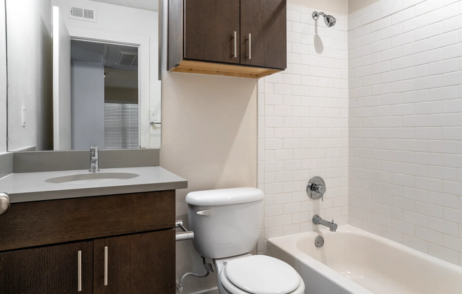 109 and 203 W 39TH ST