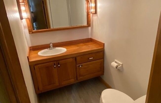 10301-10303 W Fisher Parkway