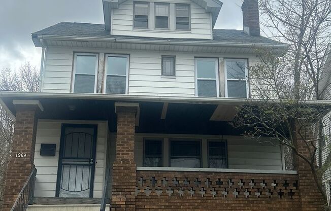 5 bedroom Single on Cleveland's East Side
