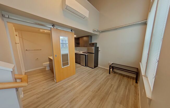 1 bed, 1 bath, 428 sqft, $1,275, Unit 101
