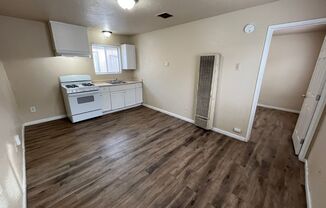 1 bed, 1 bath, 550 sqft, $750, Unit 5